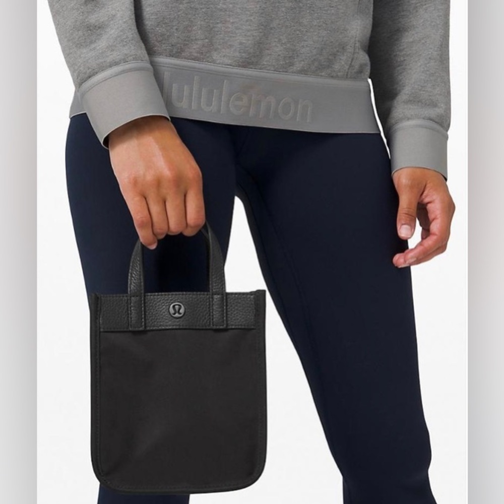 NWT RARE authentic minimalist classic Lululemon Now and Always Tote/bag Micro - Picture 1 of 17